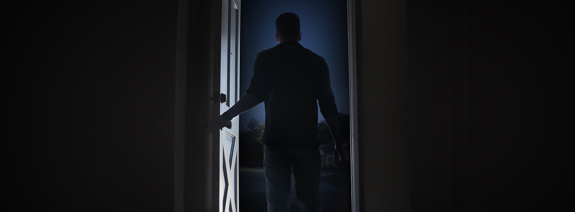 Horror Short: A Knock At The Door