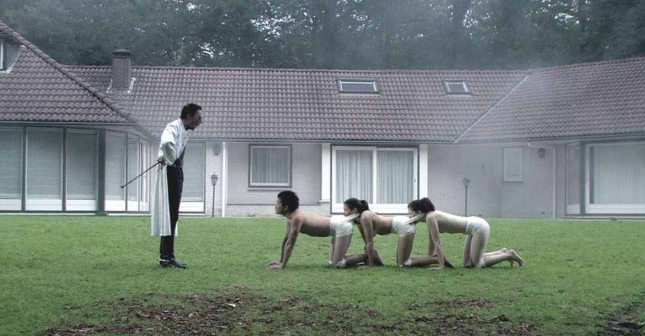 3. The Human Centipede (2009) .